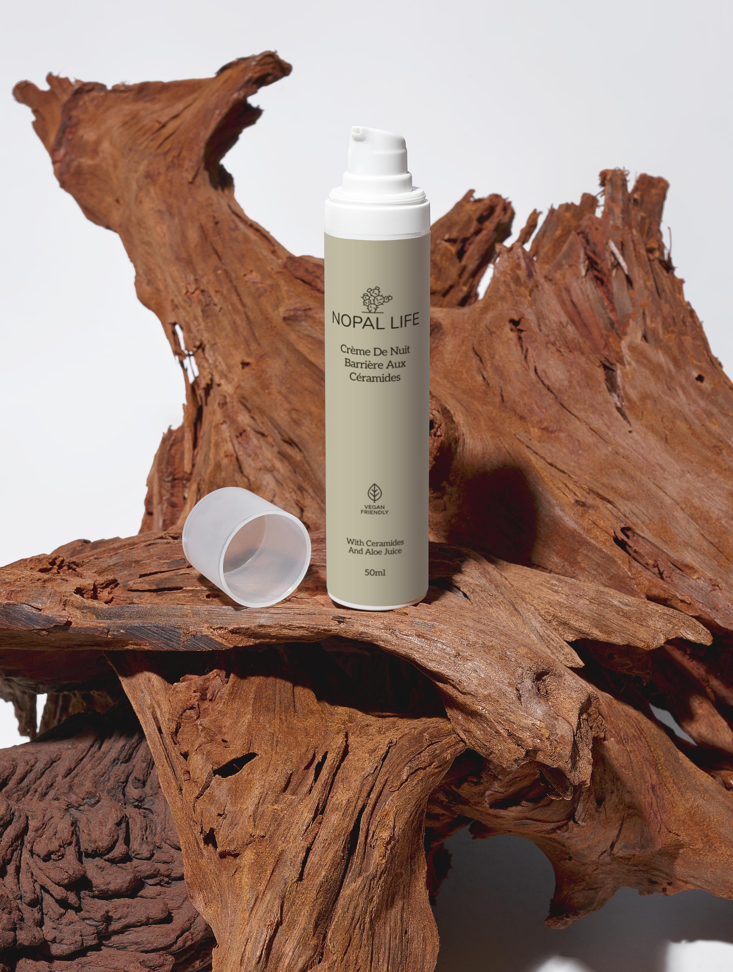 Ceramid-Nachtcreme: Tiefenreparatur und Hydratation