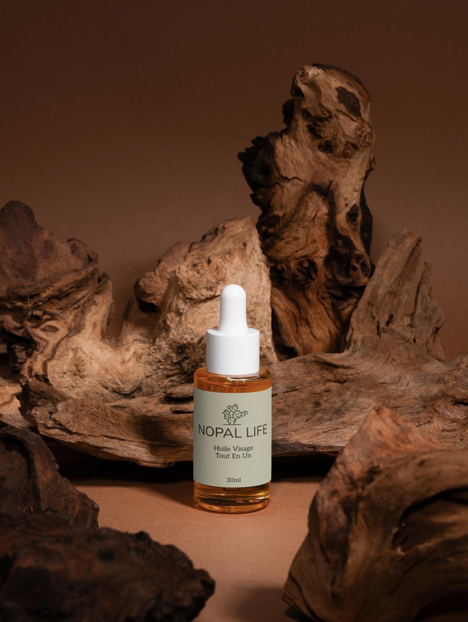 Huile visage vitamine E – Application lifestyle soin – Nopal Life