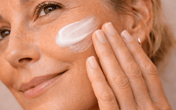 Prébiotiques en cosmétique anti-âge : qu'est-ce que c'est et à quoi servent-ils vraiment ? - Nopal Life