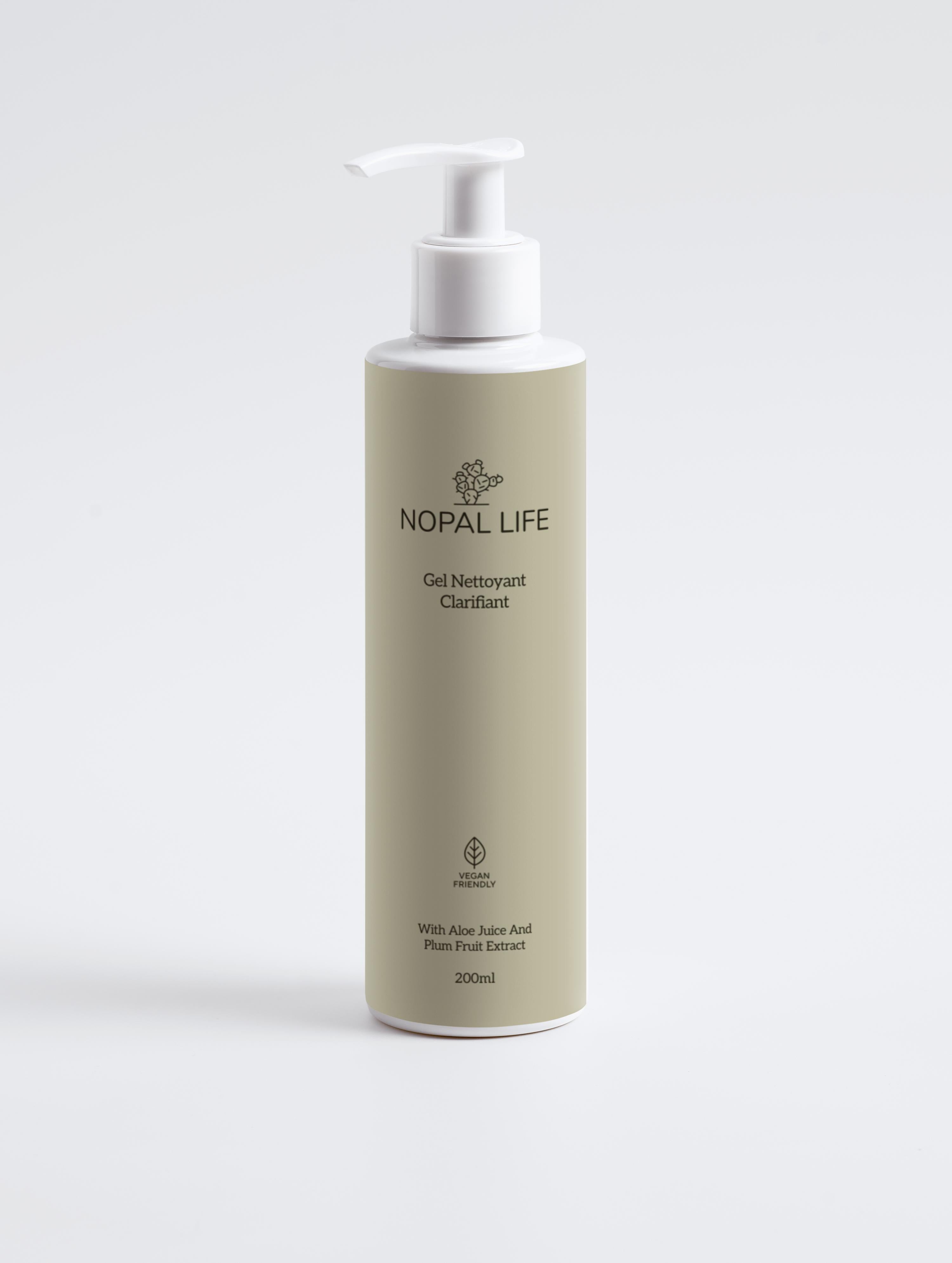 Aloe vera clarifying gel for combination skin