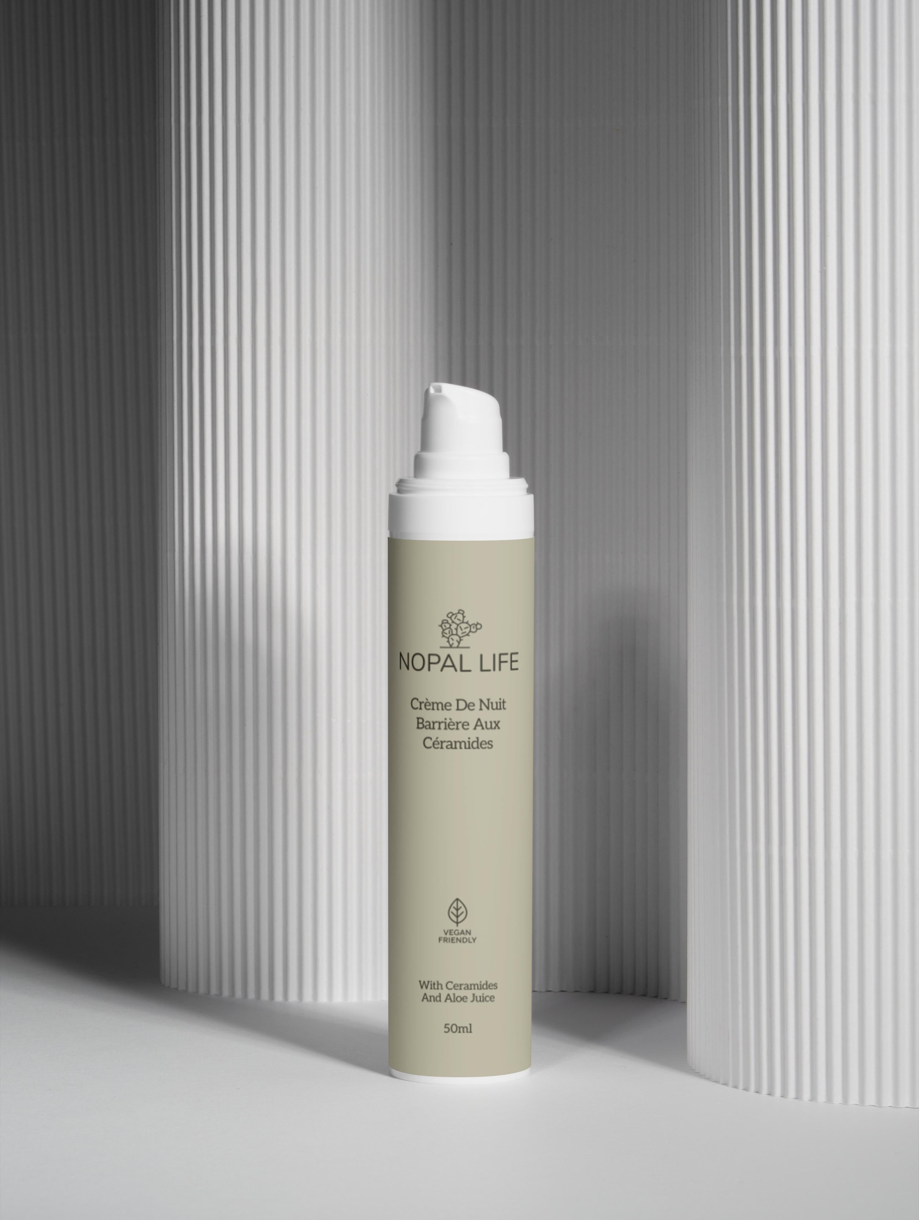 Ceramid-Nachtcreme: Tiefenreparatur und Hydratation